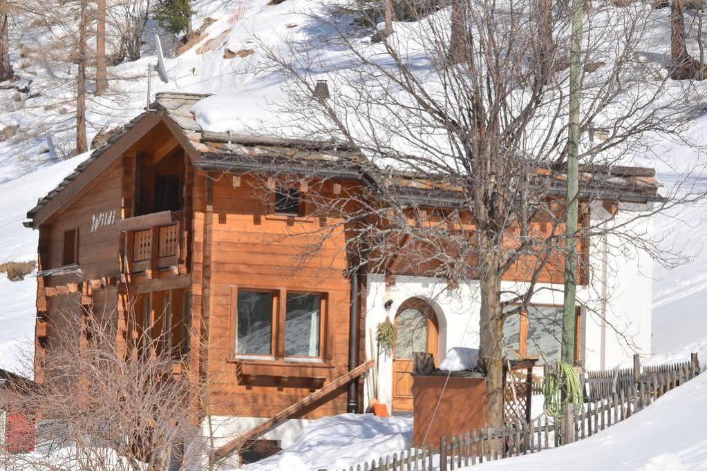 Haus Alpenperle Appartement Saas-Almagell Buitenkant foto